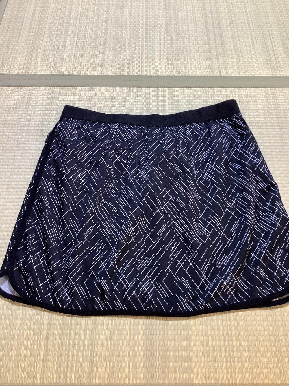 Emerald 18 Golf Skort Activewear Black White Geometric Elastic Waistband Large